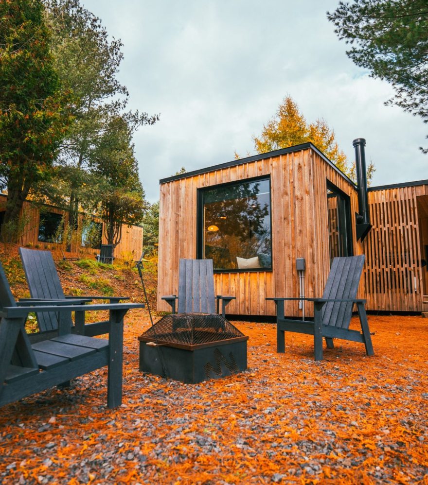 Mini-chalets and eco-cabins